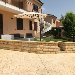 Ester , Lido di Noto Italia