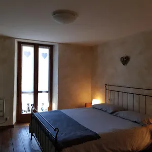 Casa Del Cirillo , Ornica Italia